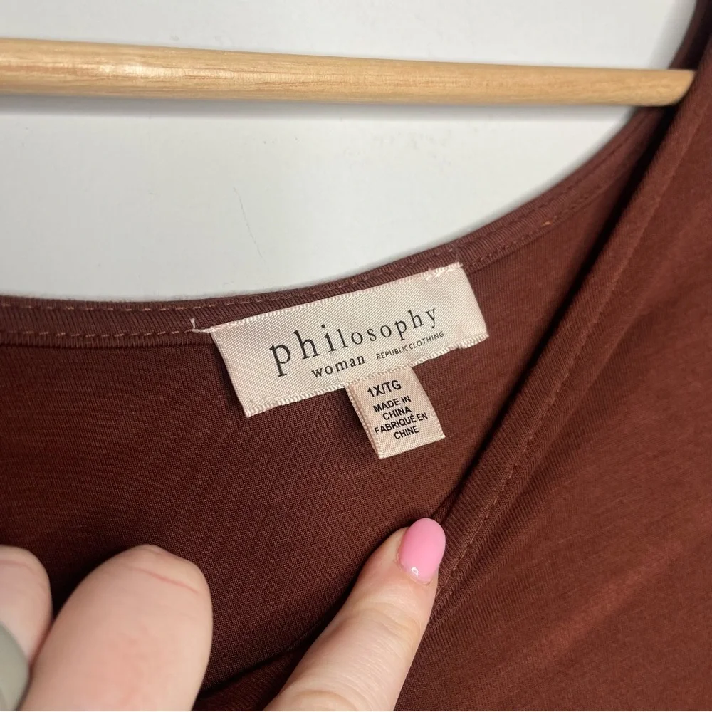 Philosophy Pleat back Long Sleeve Crew Neck Top (1X-Large) - Picture 5 of 5